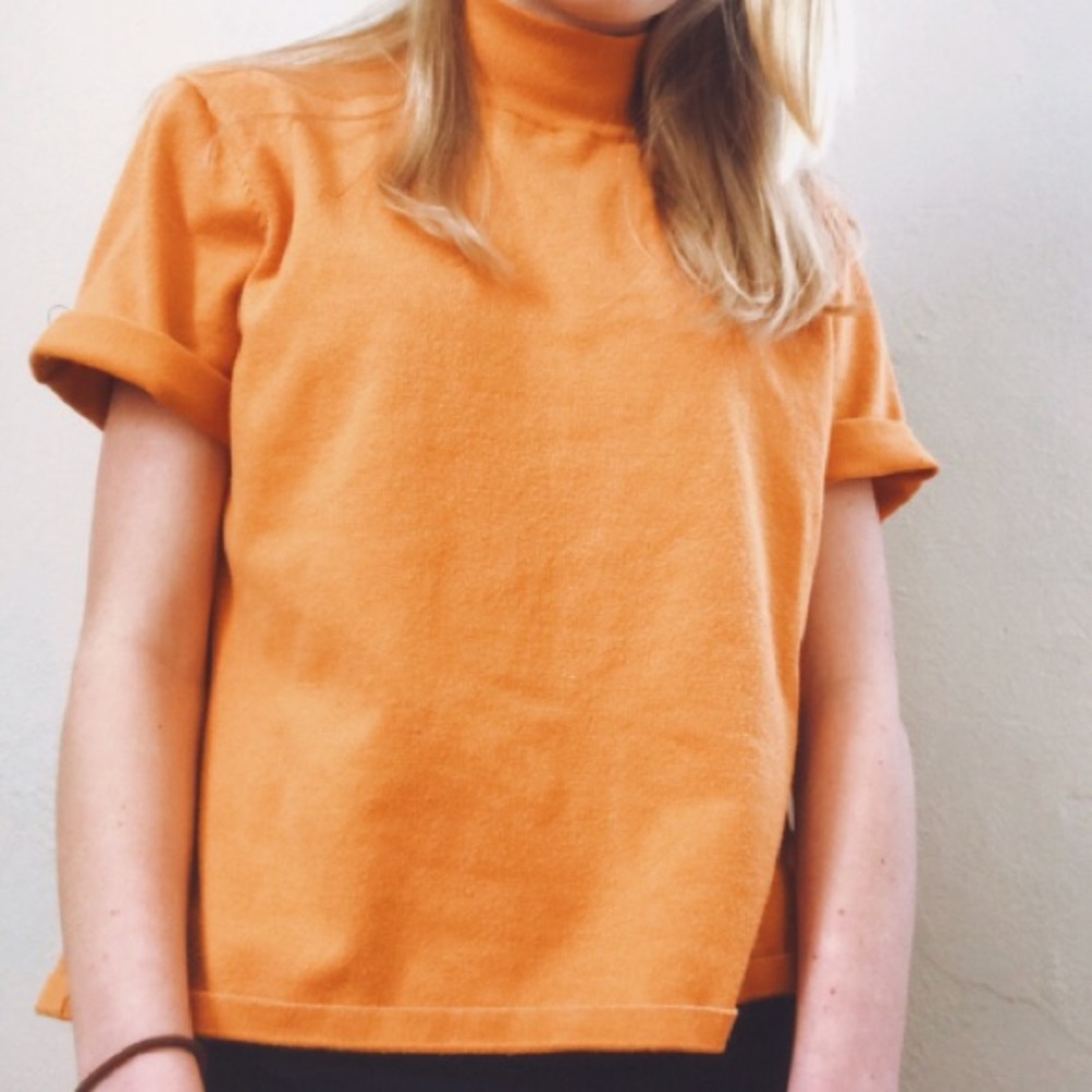 Yellow/Orange sweater shirt
